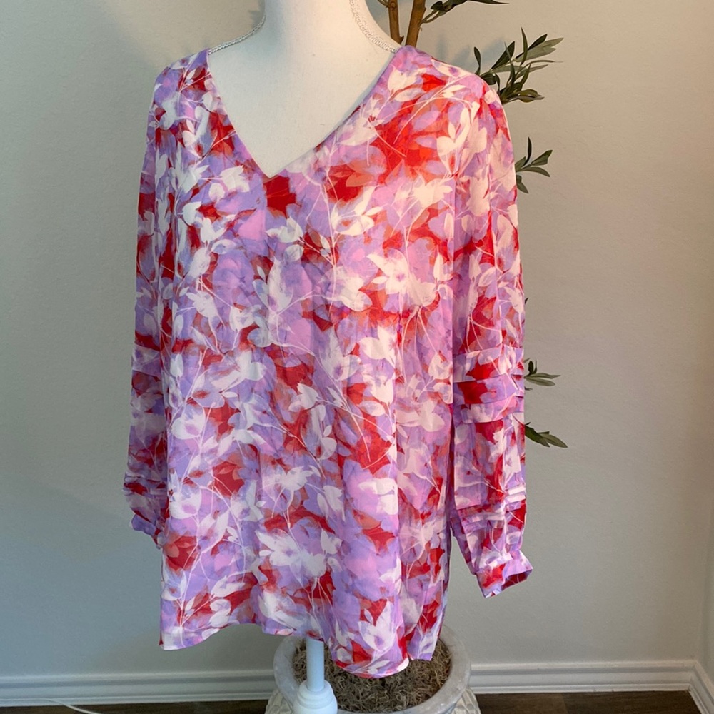 NEW!  Calvin Klein ladies blouse